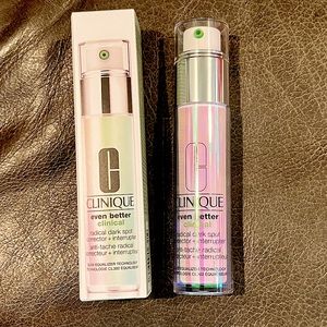Clinique Even Better CLINICAL Radical Dark Spot Corrector
